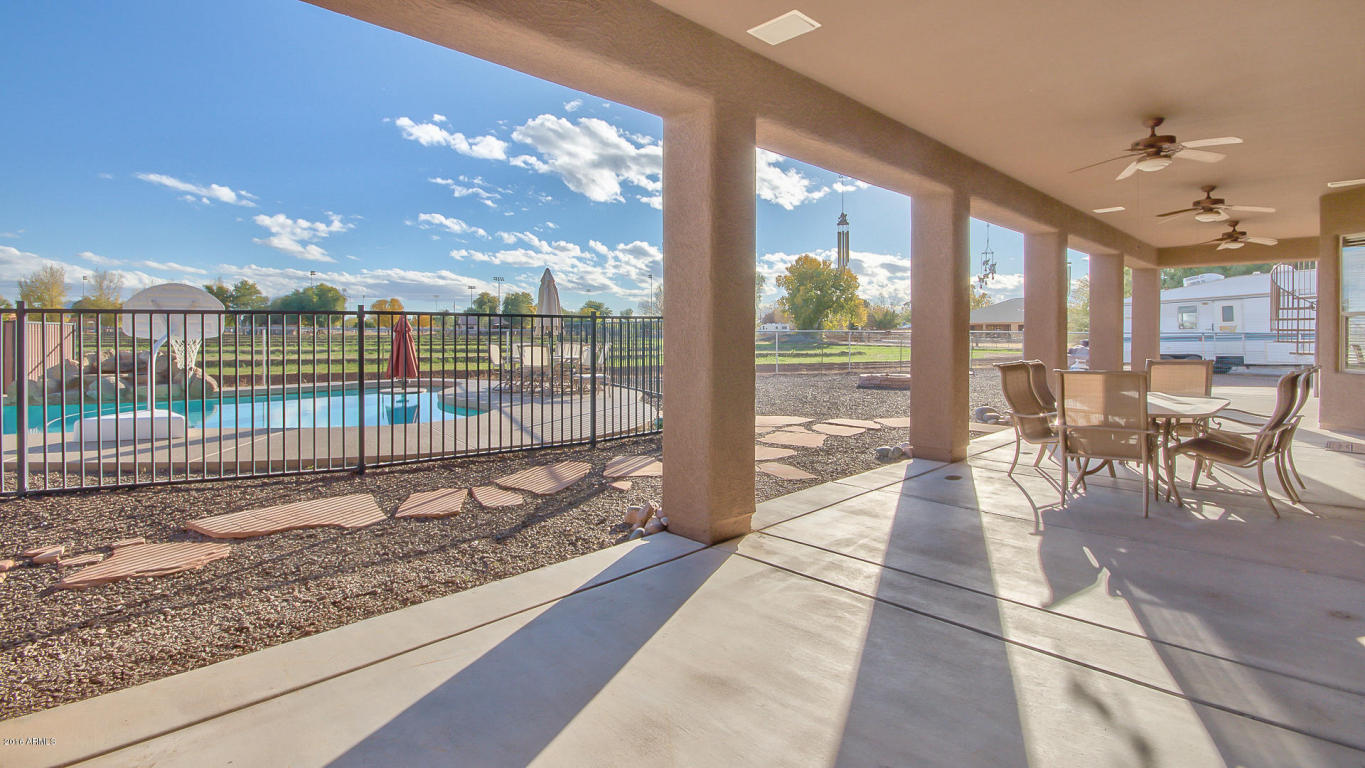 621 E Del Rio St, Gilbert, AZ 85295 photo 40