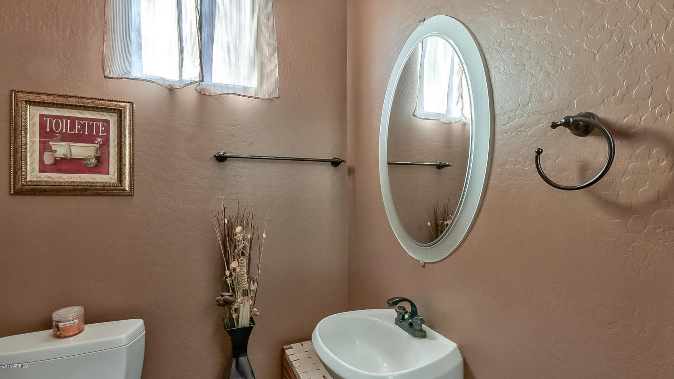621 E Del Rio St, Gilbert, AZ 85295 photo 26