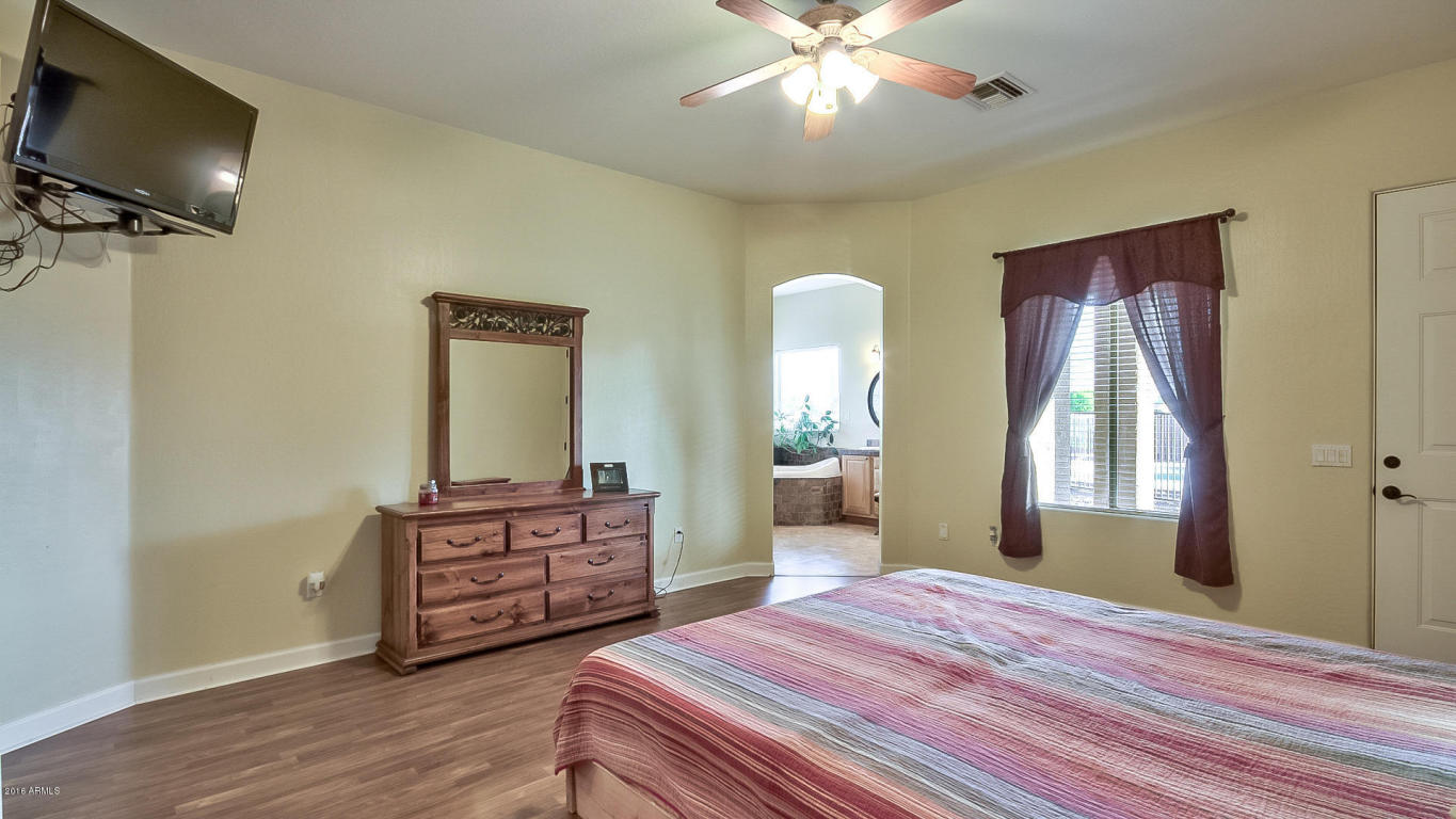 621 E Del Rio St, Gilbert, AZ 85295 photo 29