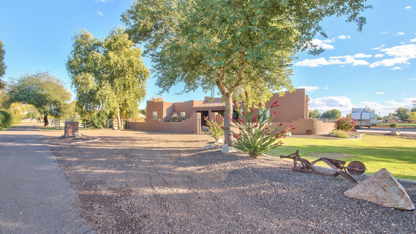 621 E Del Rio St, Gilbert, AZ 85295 photo 5
