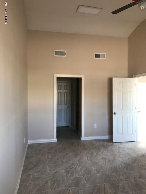 3125 N 40th Dr, Phoenix, AZ 85019 photo 22