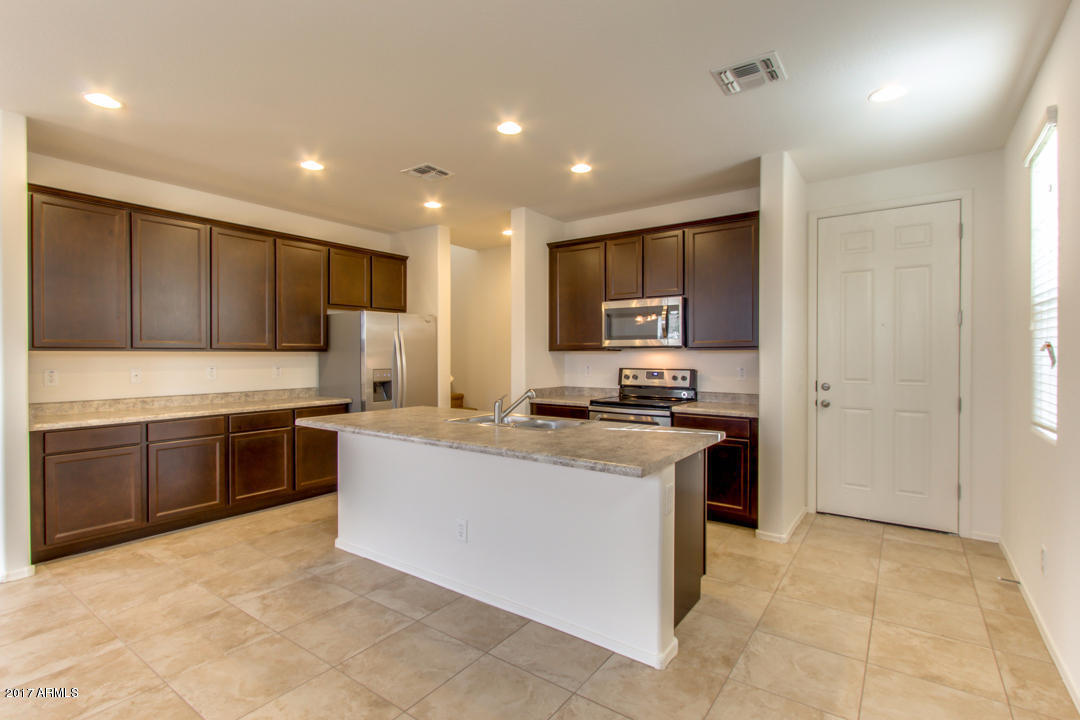 1634 S Desert View Pl, Apache Junction, AZ 85120 photo 31