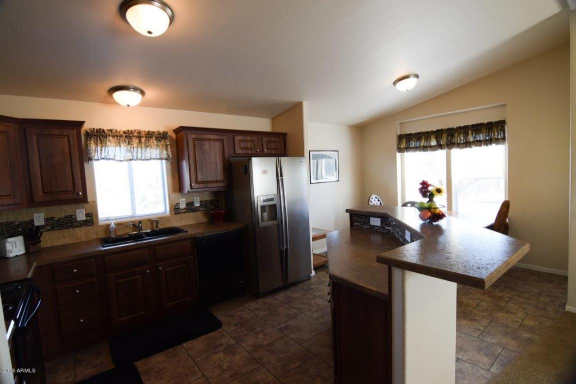 3364 Apache Dr, Overgaard, AZ 85933 photo 14