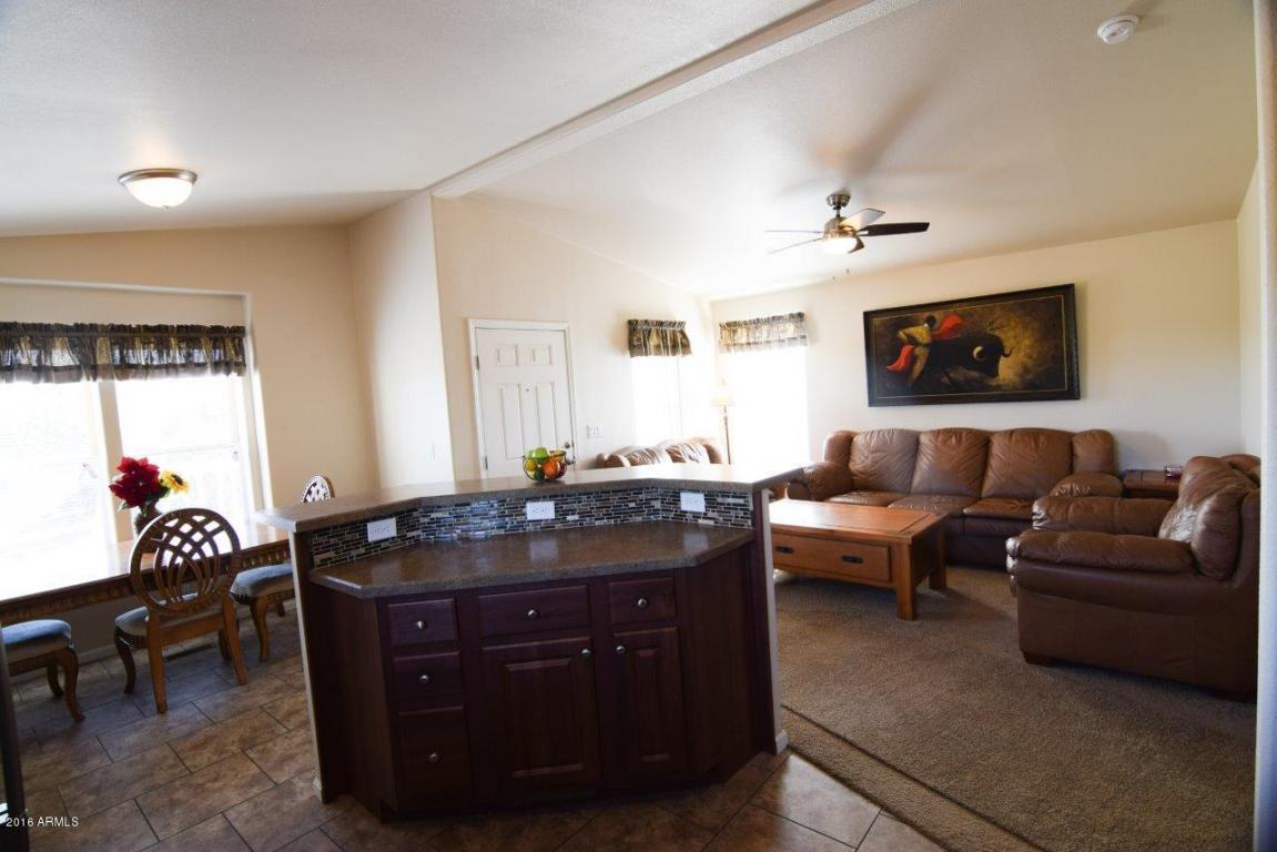 3364 Apache Dr, Overgaard, AZ 85933 photo 17
