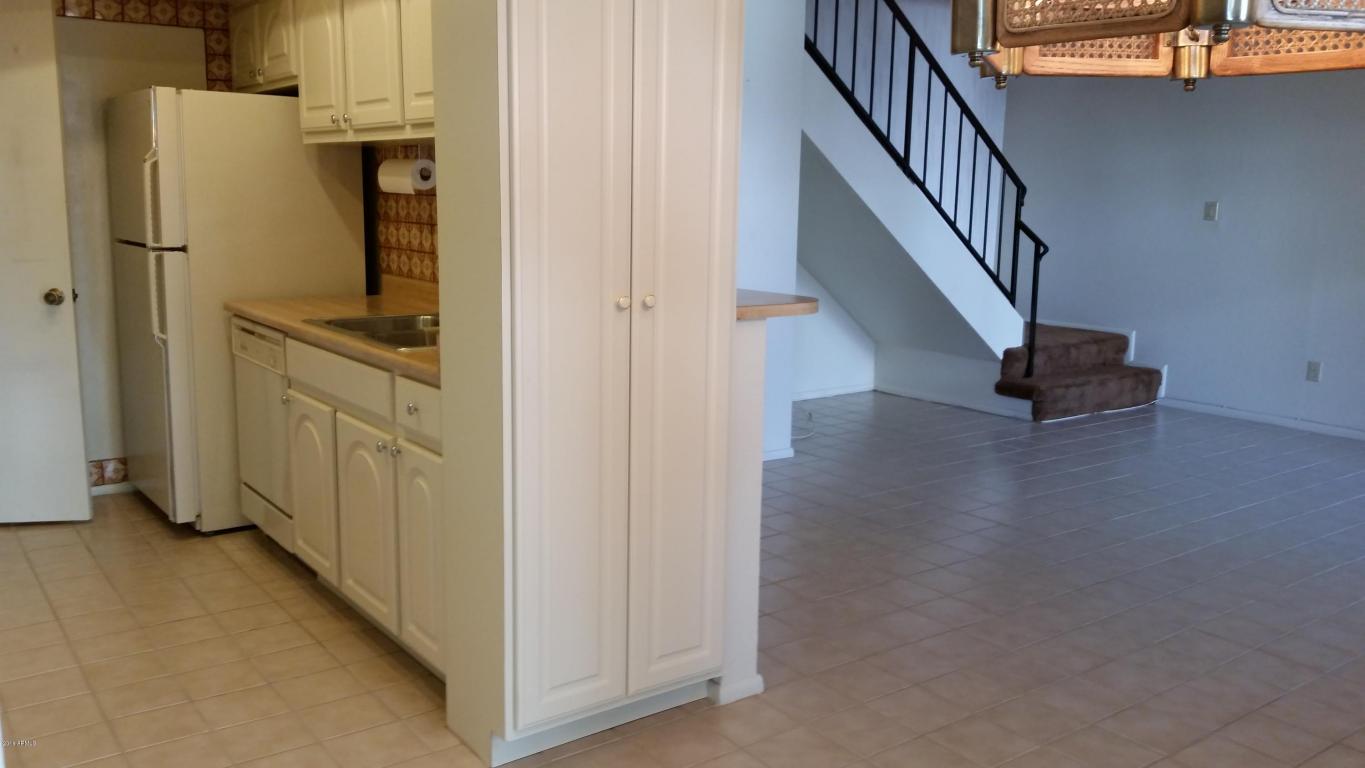 706 Eugie Ave, Phoenix, AZ 85022 photo 8