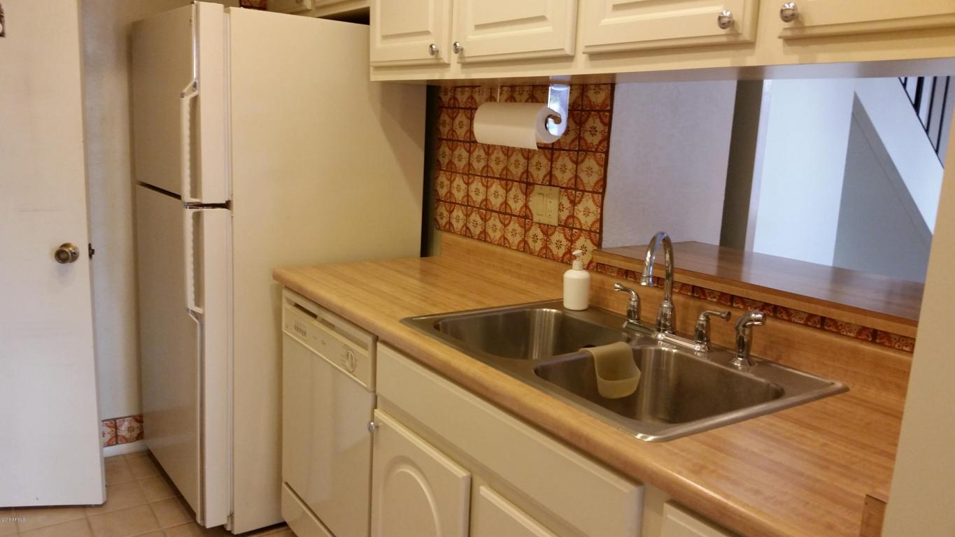 706 Eugie Ave, Phoenix, AZ 85022 photo 4