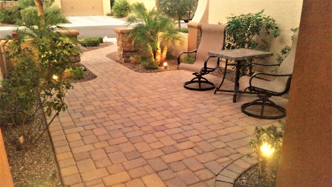 2469 E Lodgepole Dr, Gilbert, AZ 85298 photo 3