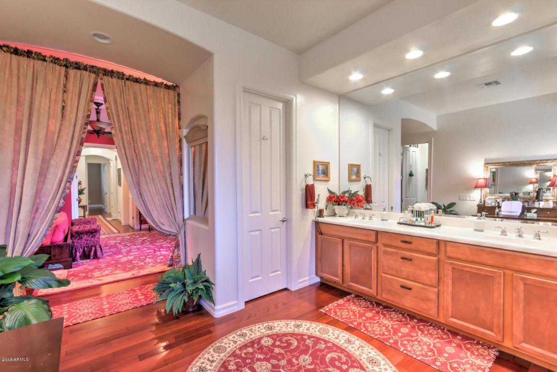 2824 E Harwell Rd, Phoenix, AZ 85042 photo 46