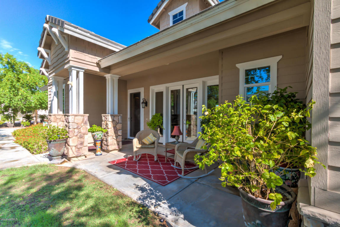 2824 E Harwell Rd, Phoenix, AZ 85042 photo 8