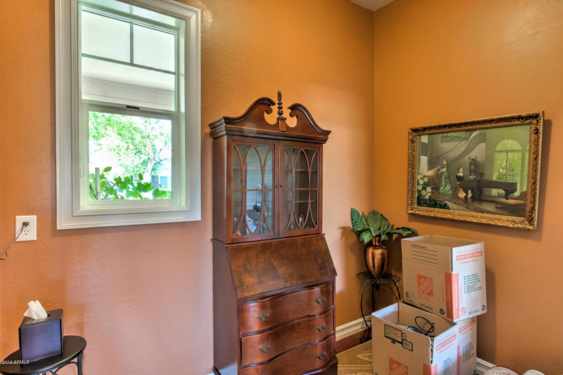 2824 E Harwell Rd, Phoenix, AZ 85042 photo 29