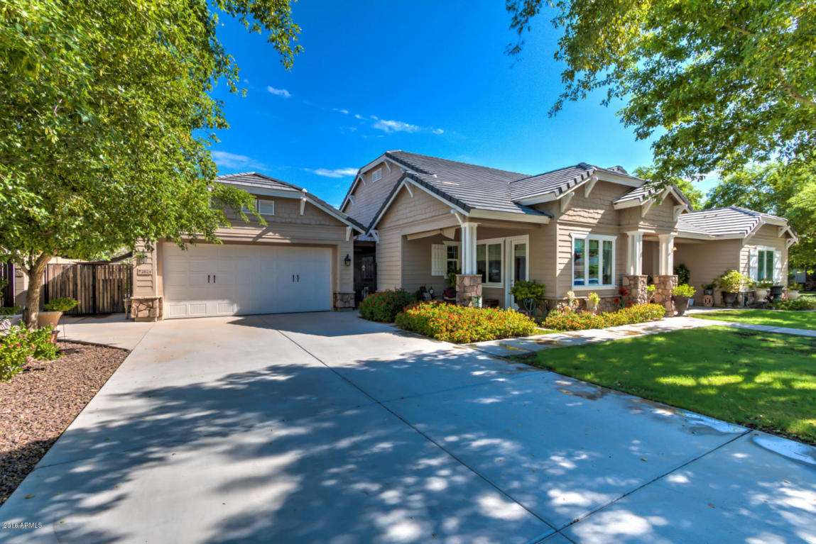 2824 E Harwell Rd, Phoenix, AZ 85042 photo 11