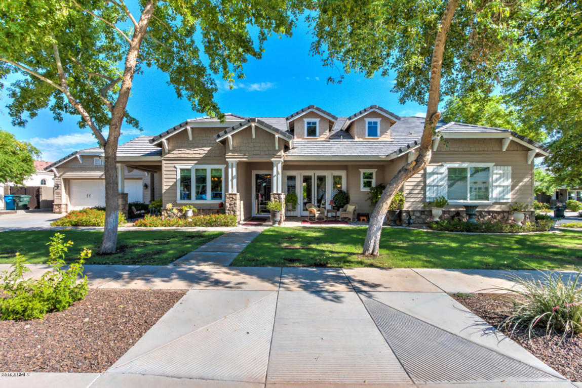 2824 E Harwell Rd, Phoenix, AZ 85042 photo 1