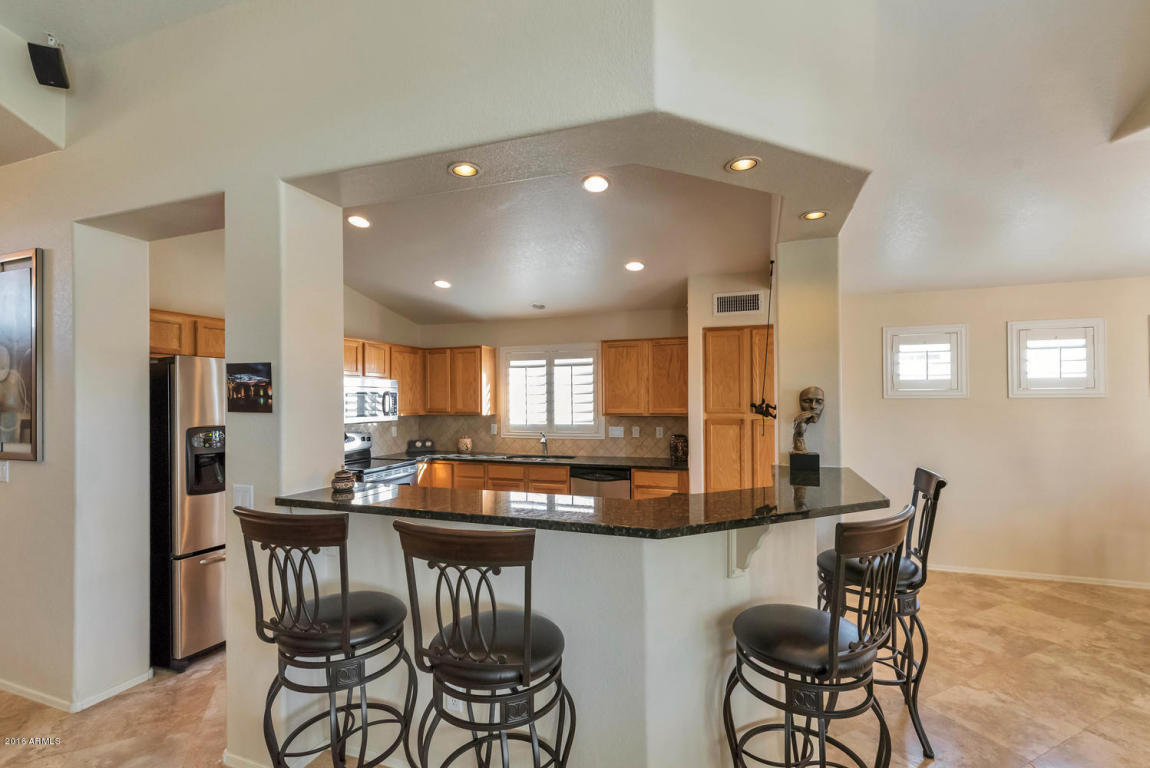 11355 E Des Moines Cir, Mesa, AZ 85207 photo 2
