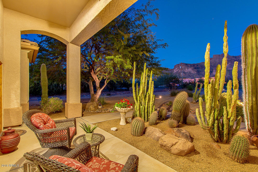 70 N Geronimo Rd, Apache Junction, AZ 85119 photo 1