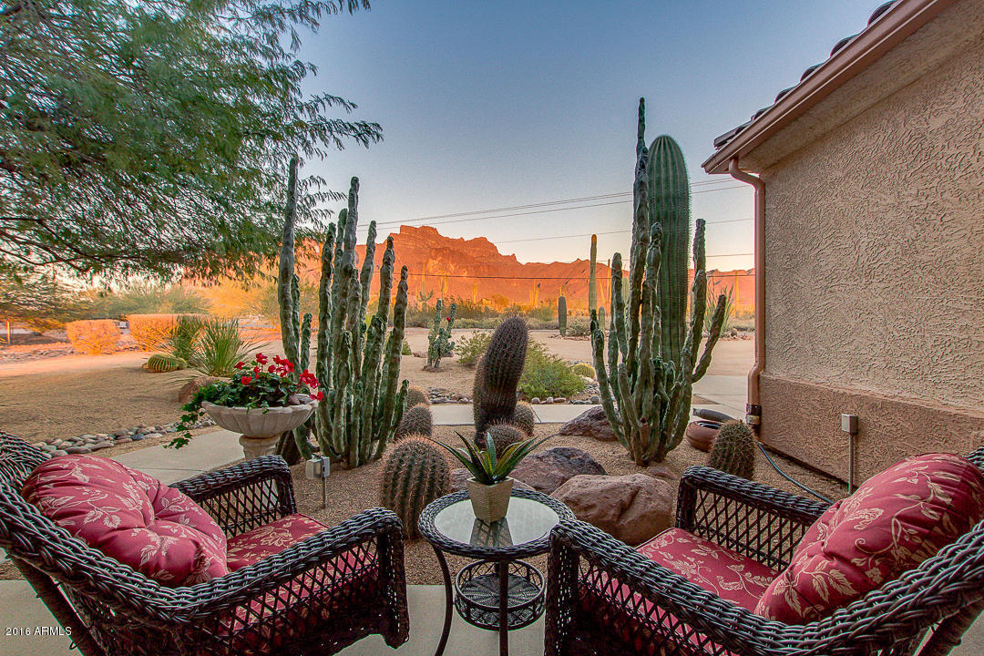 70 N Geronimo Rd, Apache Junction, AZ 85119 photo 2
