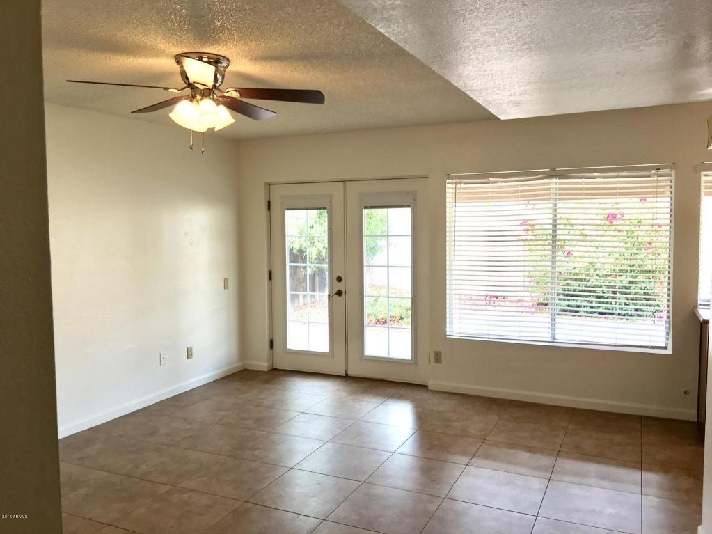970 E Lobster Trap Ln, Tempe, AZ 85283 photo 11