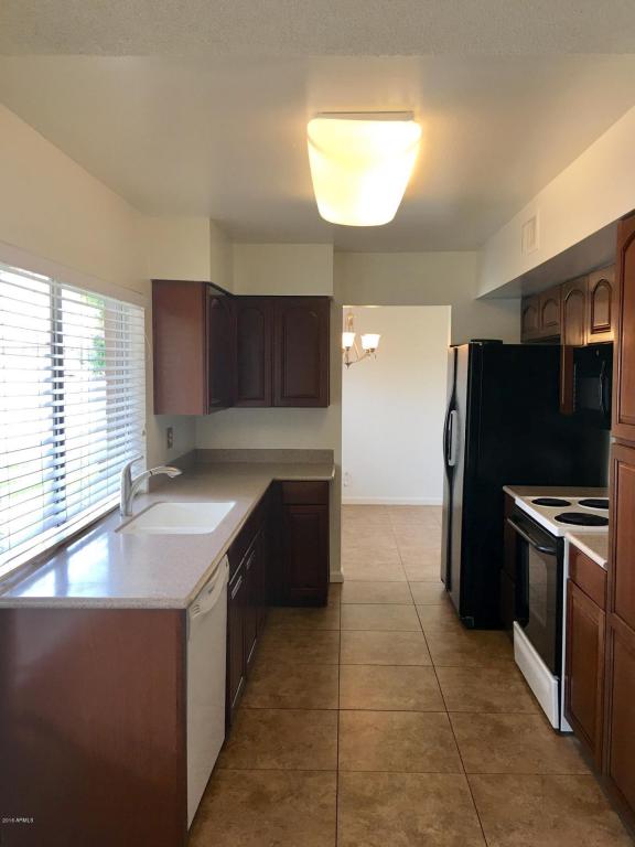 970 E Lobster Trap Ln, Tempe, AZ 85283 photo 6