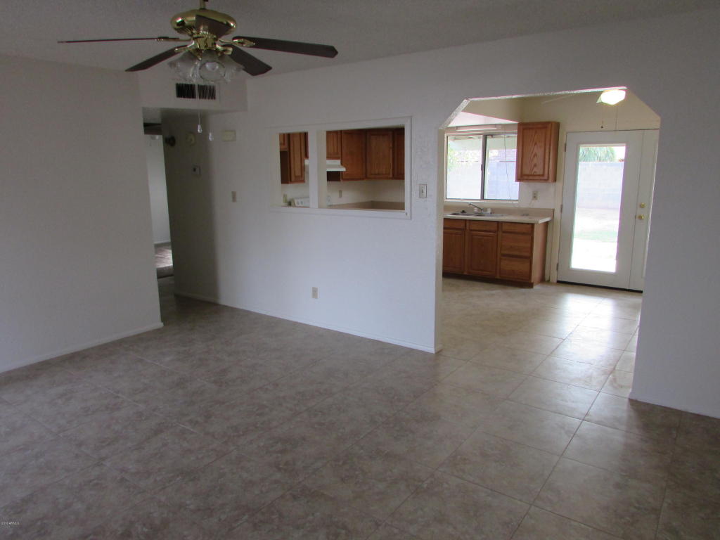 653 E Hampton Ave, Mesa, AZ 85204 photo 3