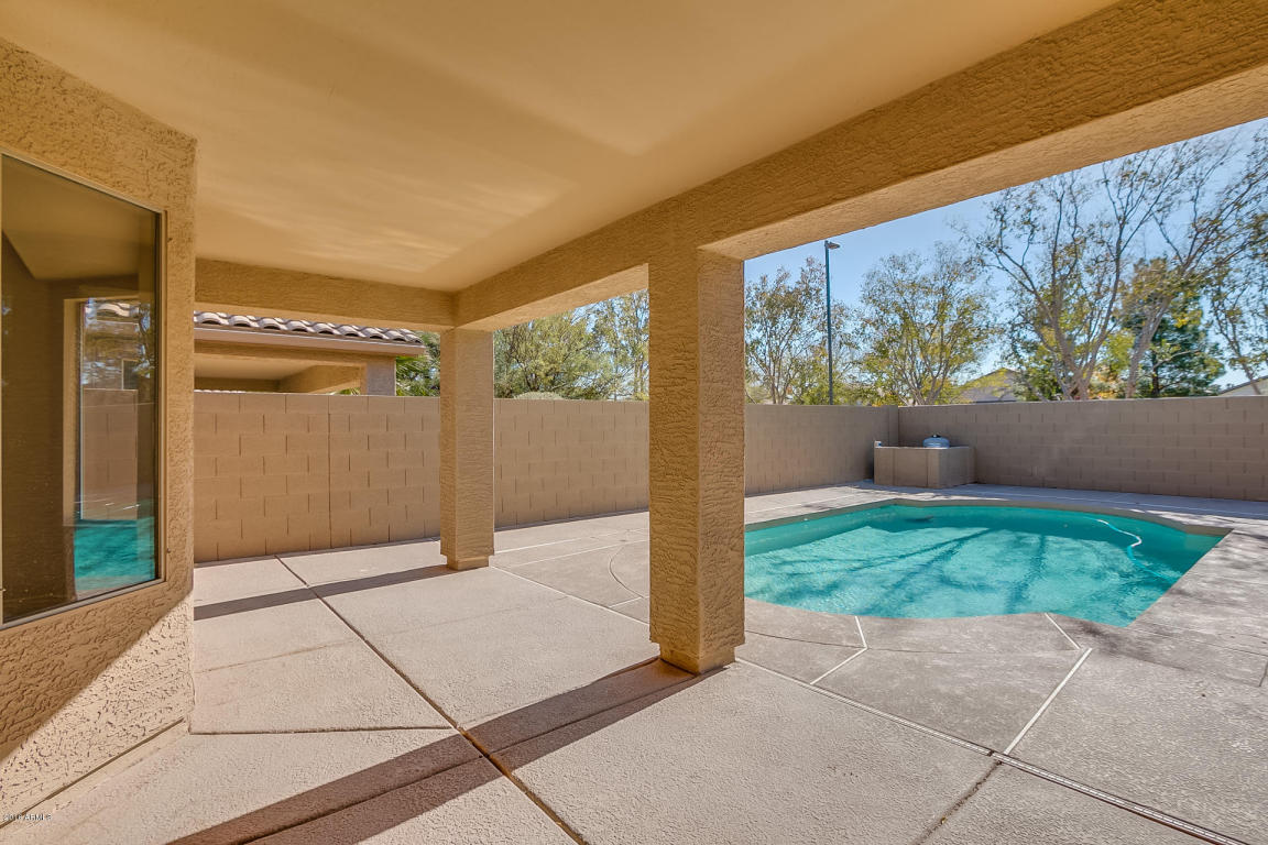 2253 E Robin Ln, Gilbert, AZ 85296 photo 29