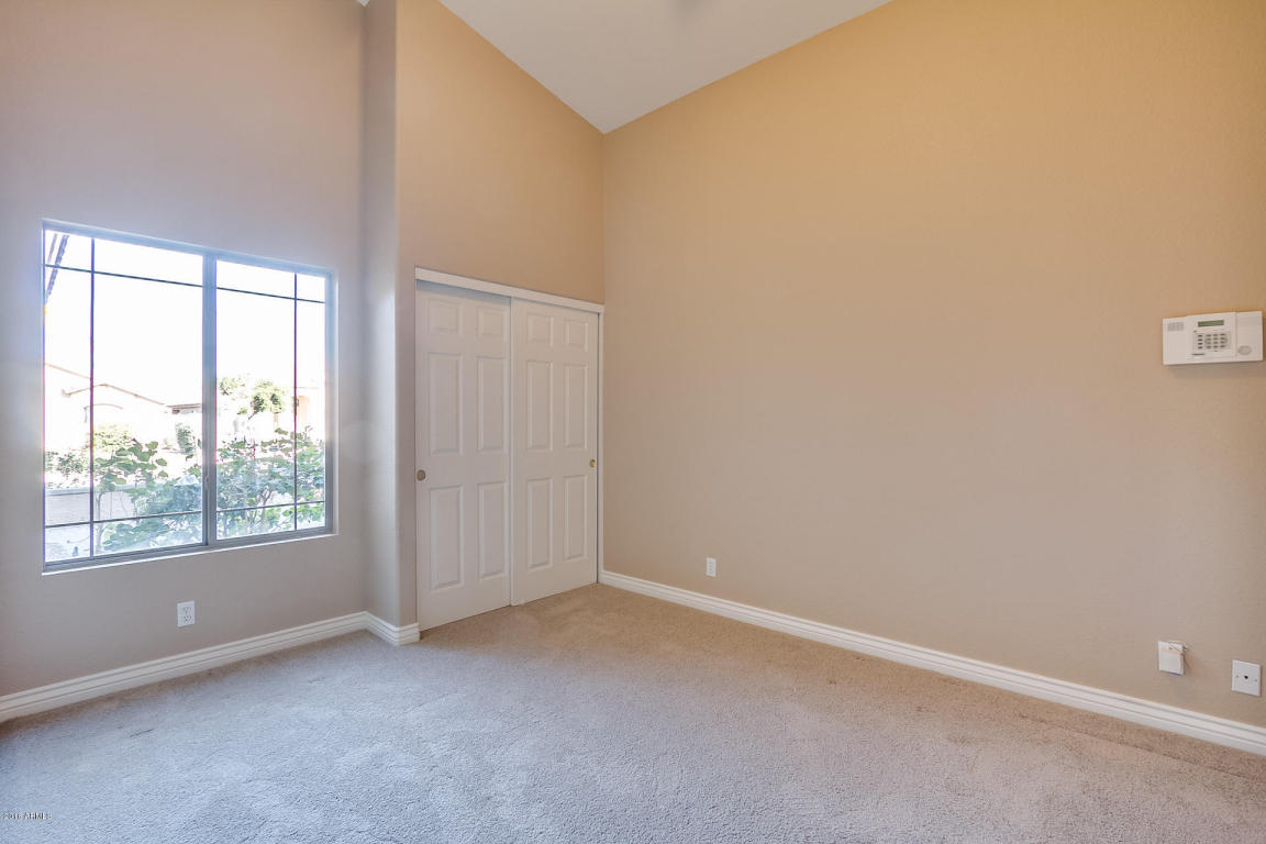 2253 E Robin Ln, Gilbert, AZ 85296 photo 24