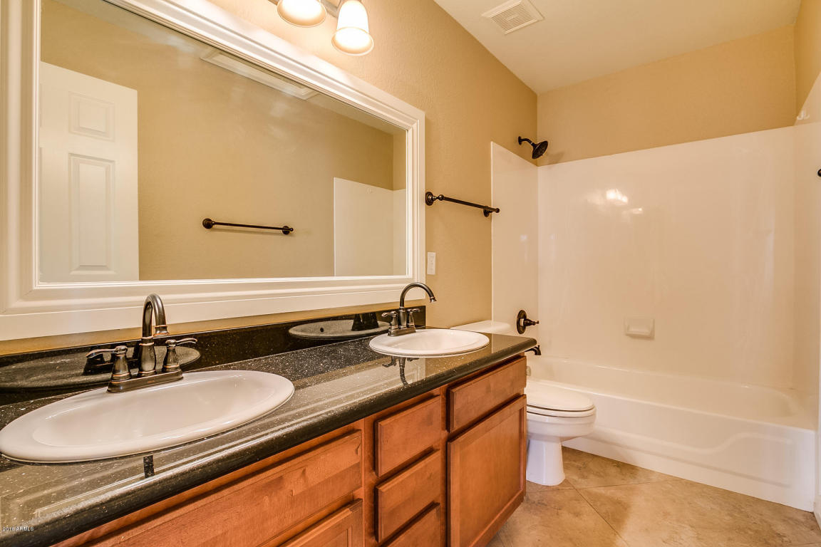 2253 E Robin Ln, Gilbert, AZ 85296 photo 26
