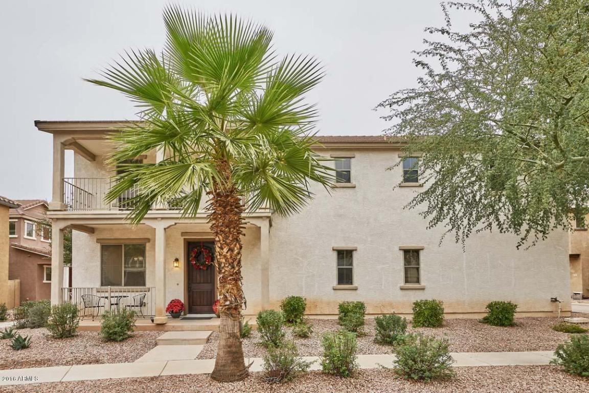 102 E Catclaw St, Gilbert, AZ 85296 photo 2