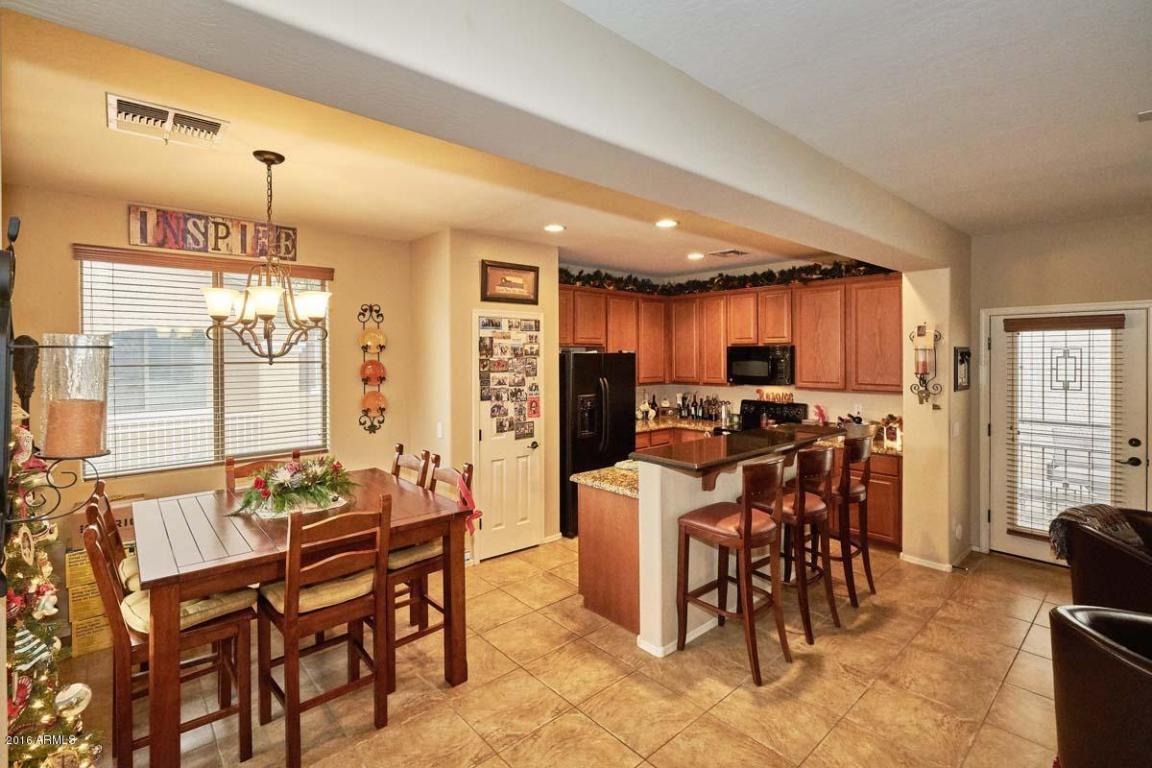 102 E Catclaw St, Gilbert, AZ 85296 photo 4