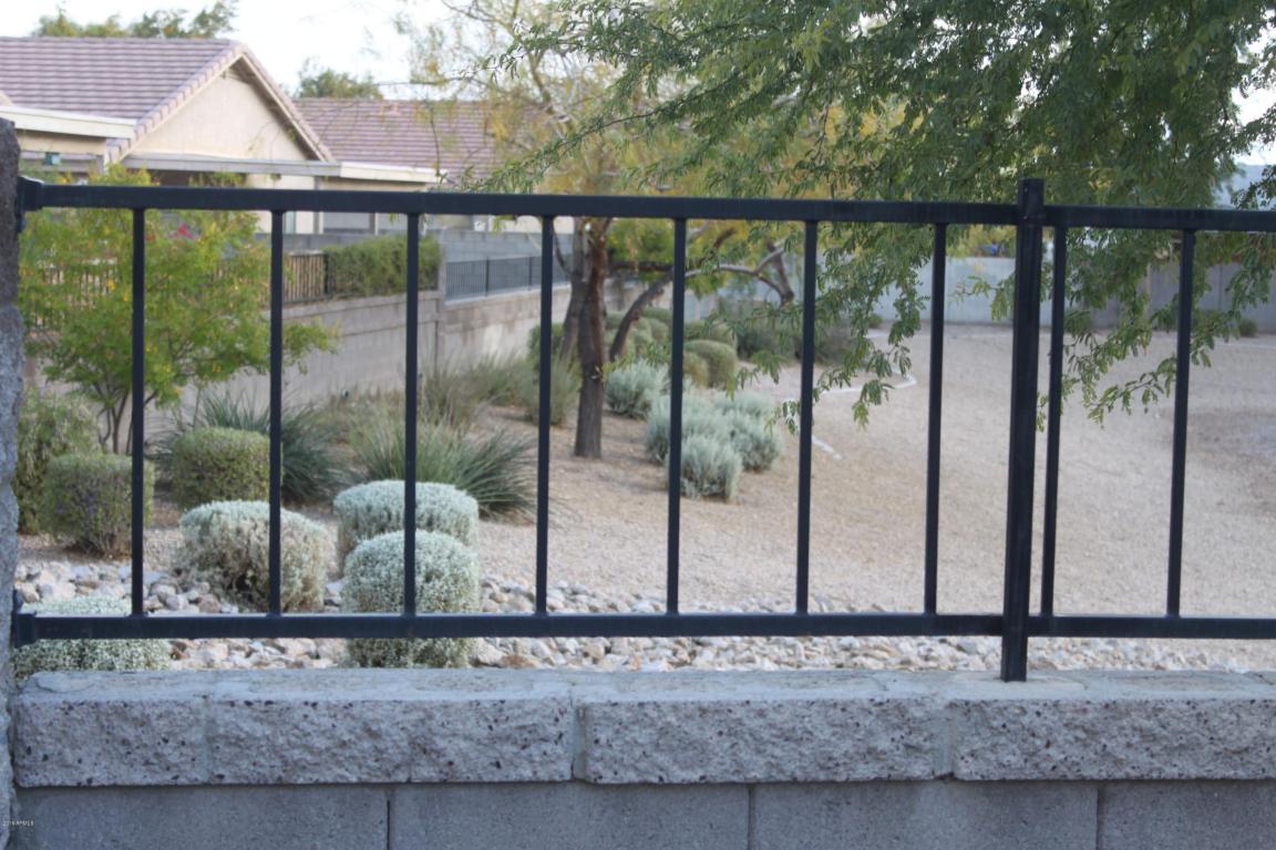 252 W Darrow St, Phoenix, AZ 85041 photo 9