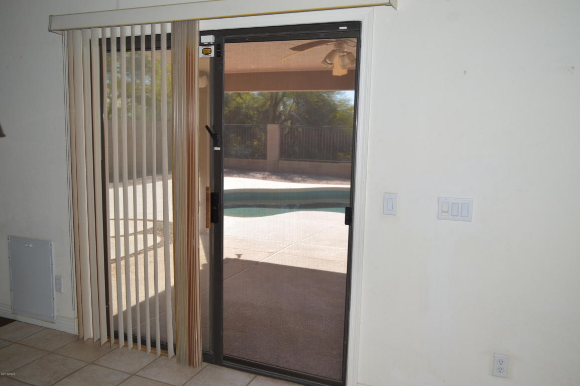 2111 E Parkside Ln, Phoenix, AZ 85024 photo 9