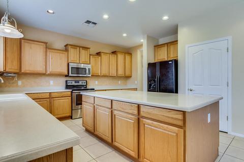 917 N Thunderbird Ave, Gilbert, AZ 85234 photo 11