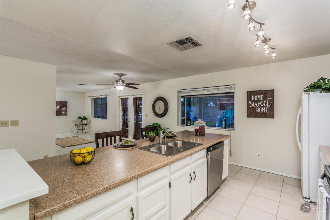 5014 E Oneida St, Phoenix, AZ 85044 photo 6