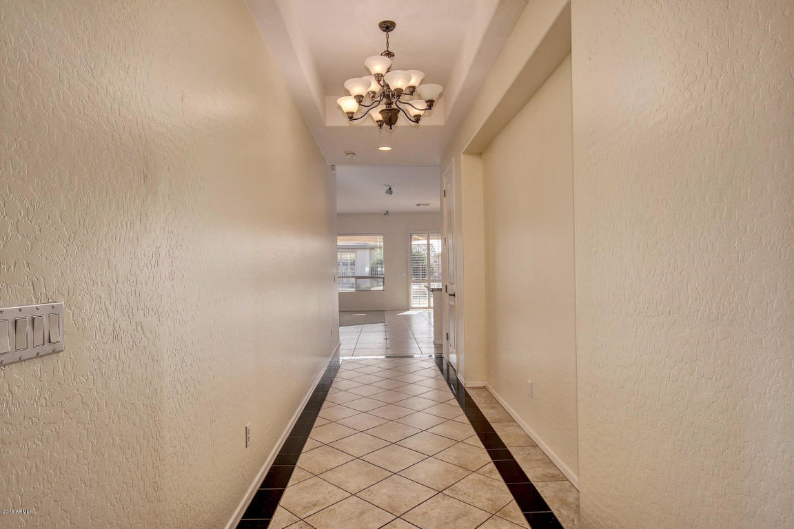 4107 E Donato Dr, Gilbert, AZ 85298 photo 5