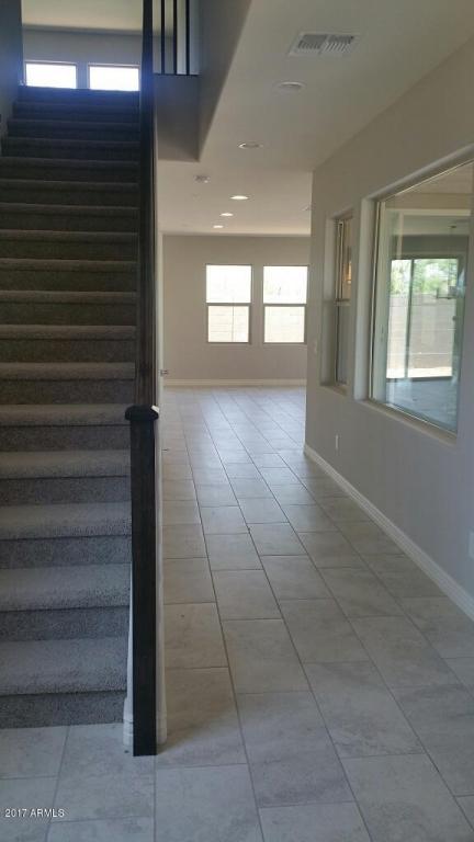 4728 E Parkside Ln, Phoenix, AZ 85050 photo 3