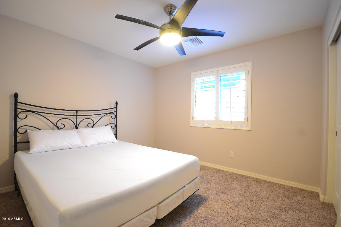 449 E Marigold Ln, Tempe, AZ 85288 photo 12