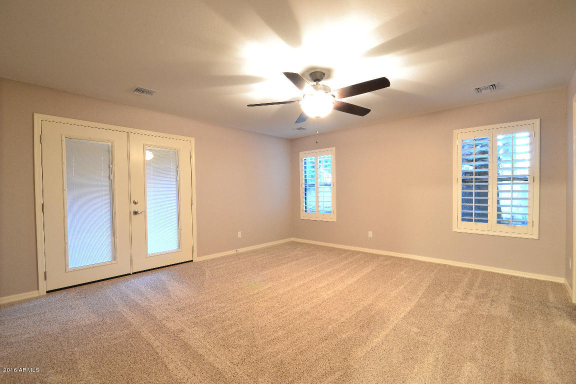 449 E Marigold Ln, Tempe, AZ 85288 photo 8