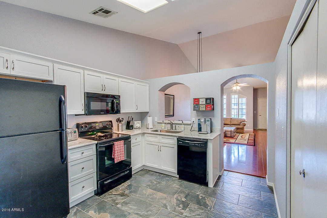811 E Bruce Ave, Gilbert, AZ 85234 photo 15