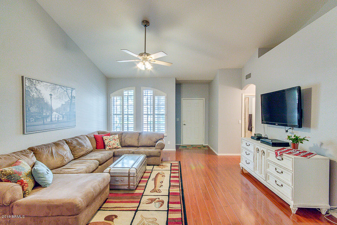 811 E Bruce Ave, Gilbert, AZ 85234 photo 6