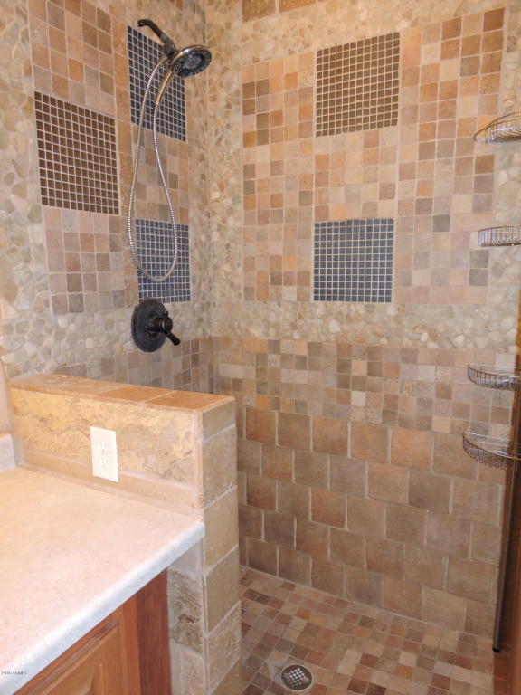 802 E Desert Hills Dr, Phoenix, AZ 85086 photo 11
