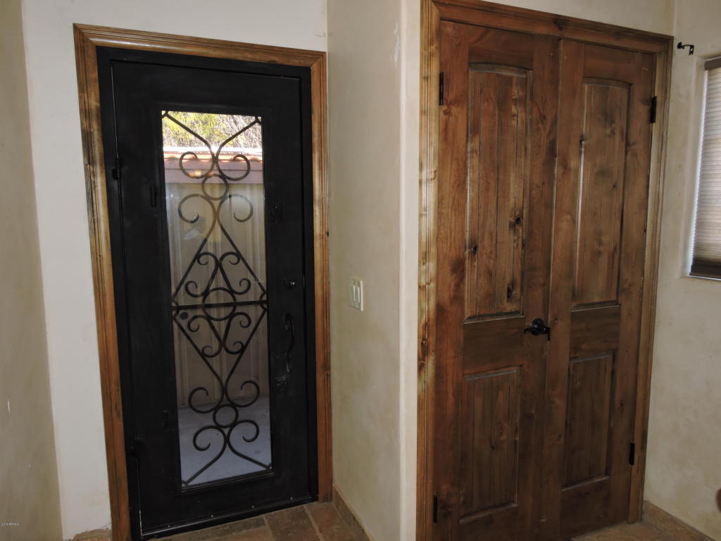 802 E Desert Hills Dr, Phoenix, AZ 85086 photo 9