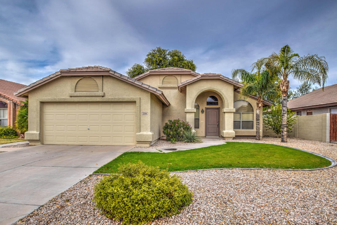 2314 E Willow Wick Rd, Gilbert, AZ 85296 photo 3