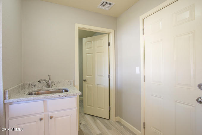 668 E 7th Dr, Mesa, AZ 85204 photo 14