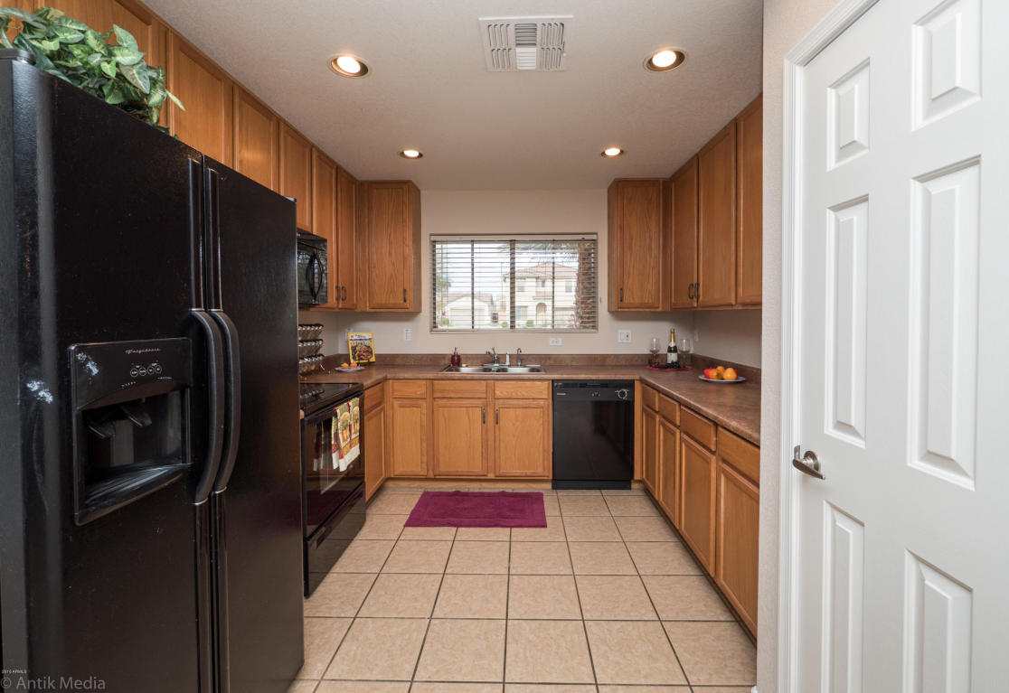 2492 S Marble St, Gilbert, AZ 85295 photo 6