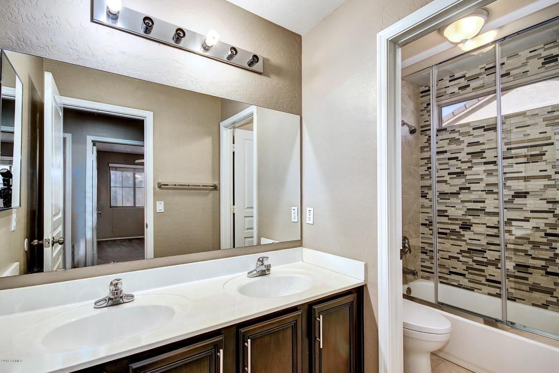 642 E Sherri Dr, Gilbert, AZ 85296 photo 20