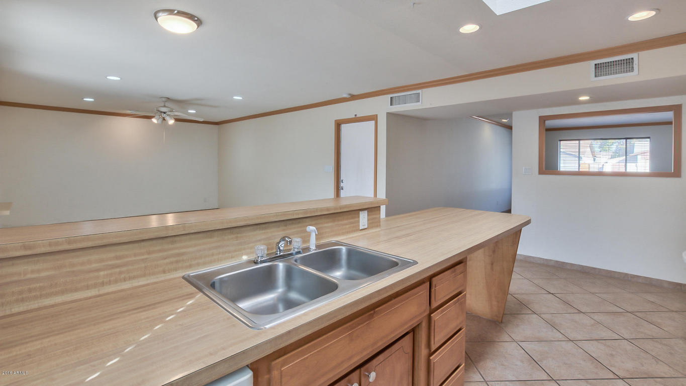 2155 E La Donna Dr, Tempe, AZ 85283 photo 12