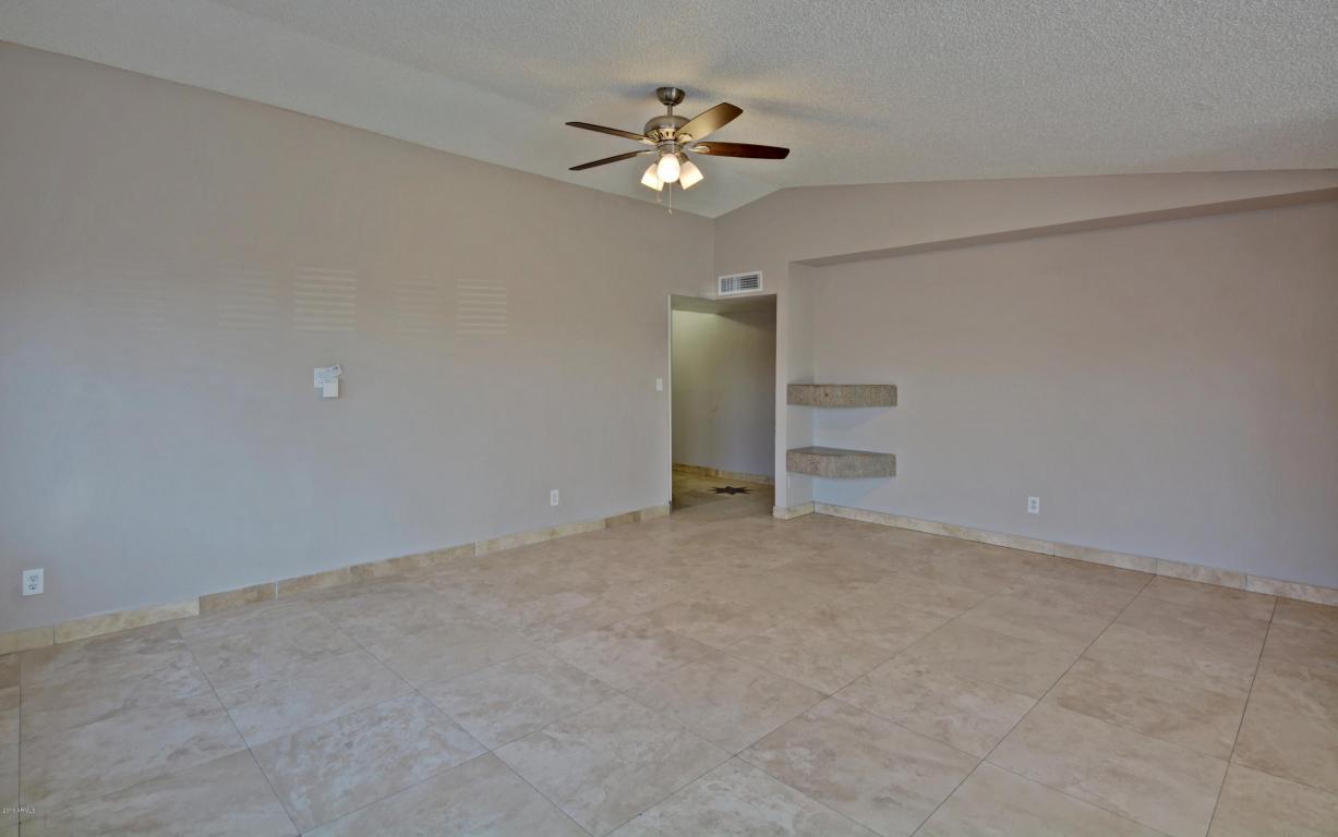 3337 E Gelding Dr, Phoenix, AZ 85032 photo 9