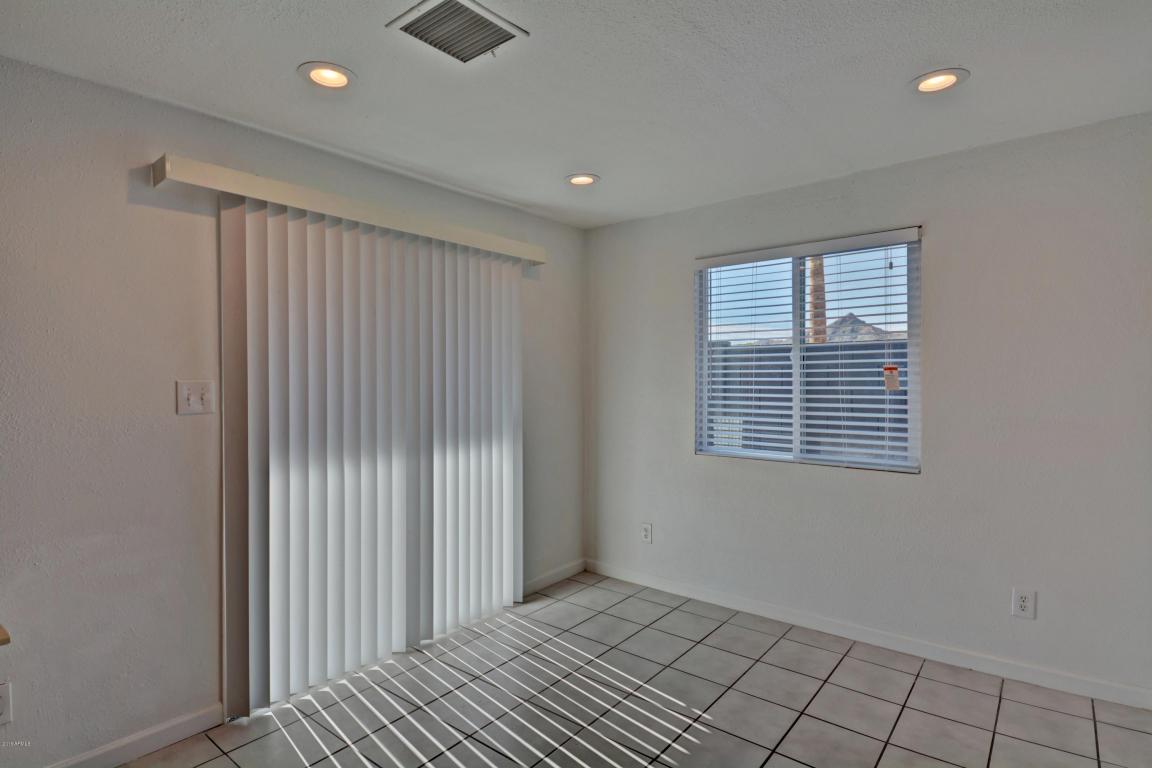 3337 E Gelding Dr, Phoenix, AZ 85032 photo 8