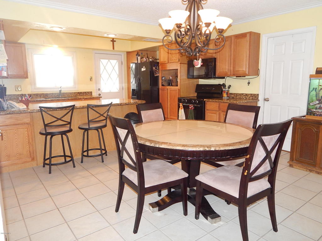 2910 E Turquoise Dr, Phoenix, AZ 85028 photo 12