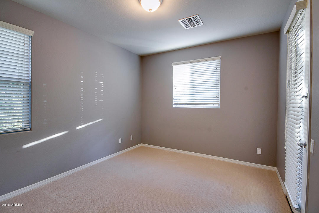 3826 E Half Hitch Pl, Phoenix, AZ 85050 photo 24