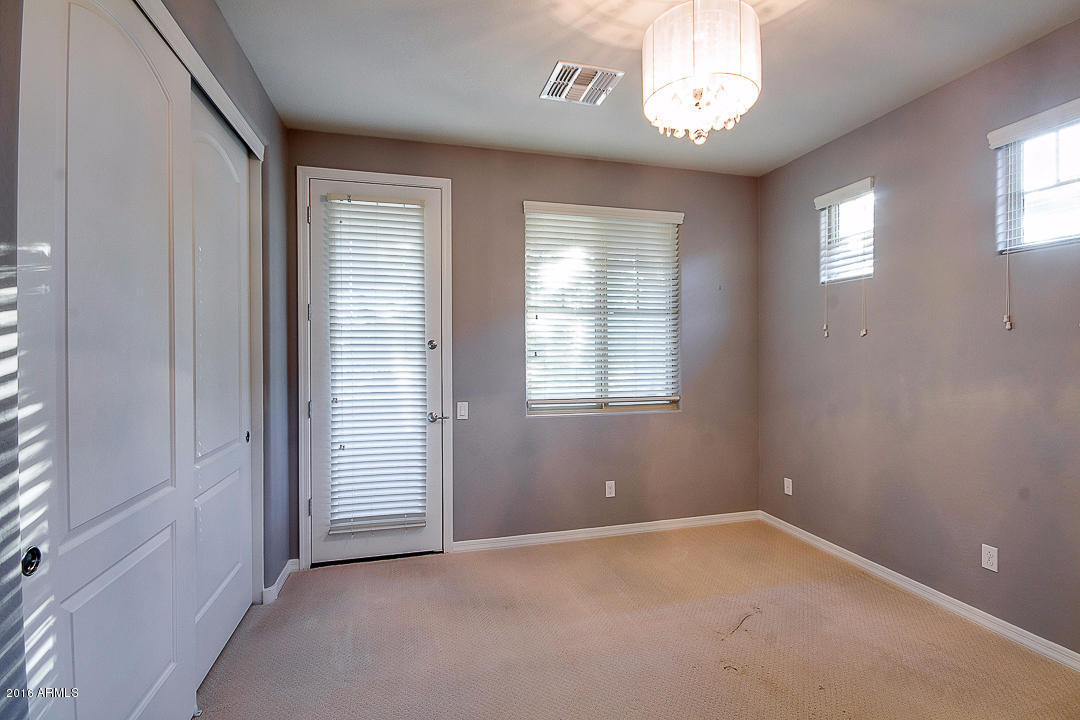 3826 E Half Hitch Pl, Phoenix, AZ 85050 photo 23
