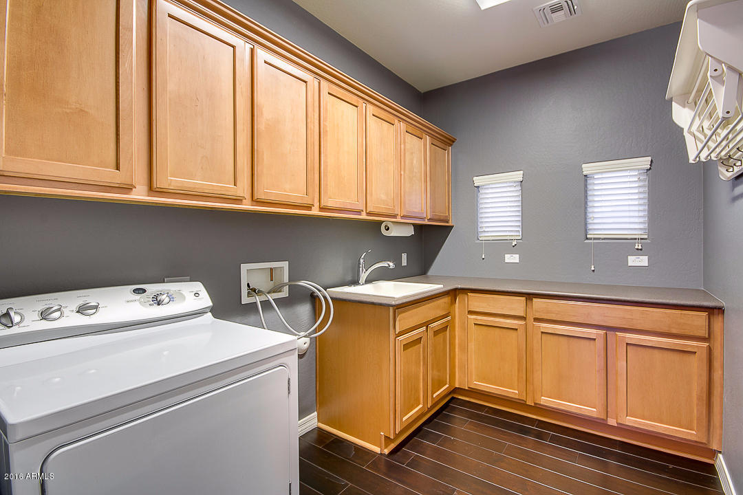 3826 E Half Hitch Pl, Phoenix, AZ 85050 photo 25